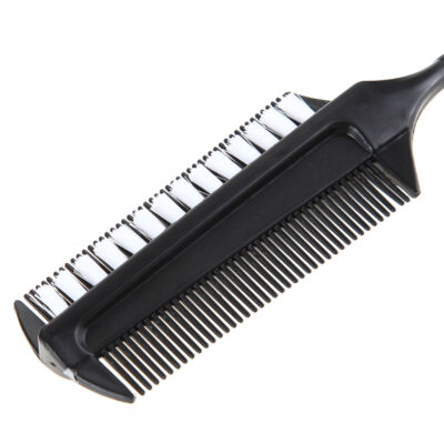 Colouring Brush With a Comb